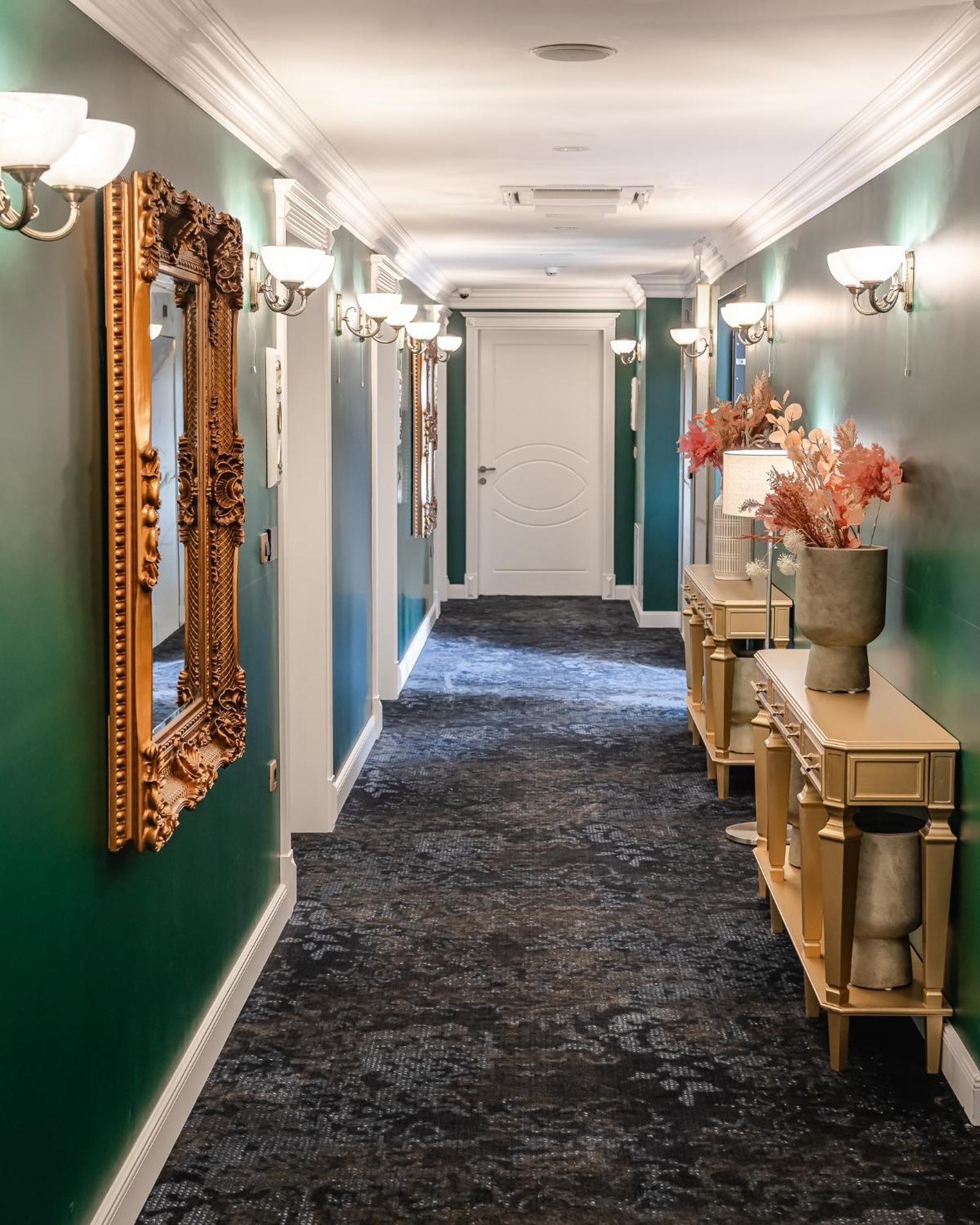 Boutique Bora & Garamm Hotel 5*
